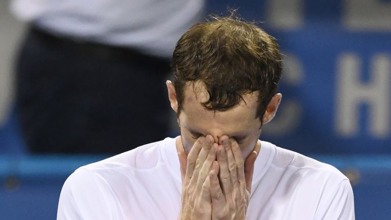 Andy Murray weint
