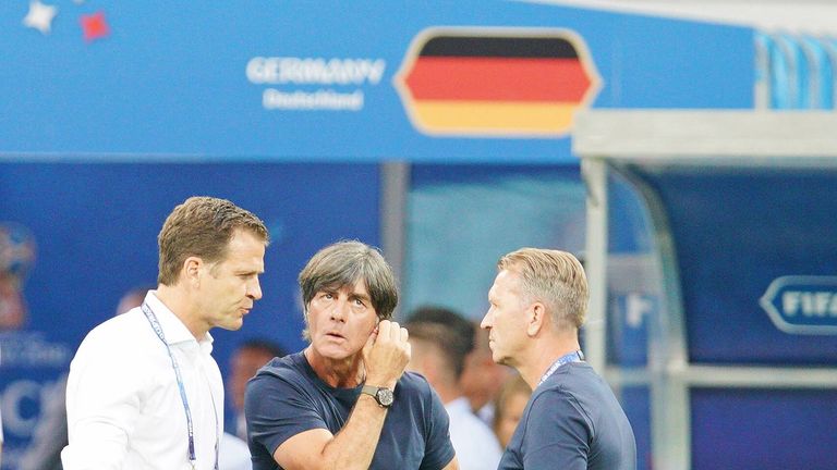 BundestrainerJoachim Löw und Nationalmannschaftsdirektor Oliver Bierhoff genießen weiterhin das Vertrauen der DFL.