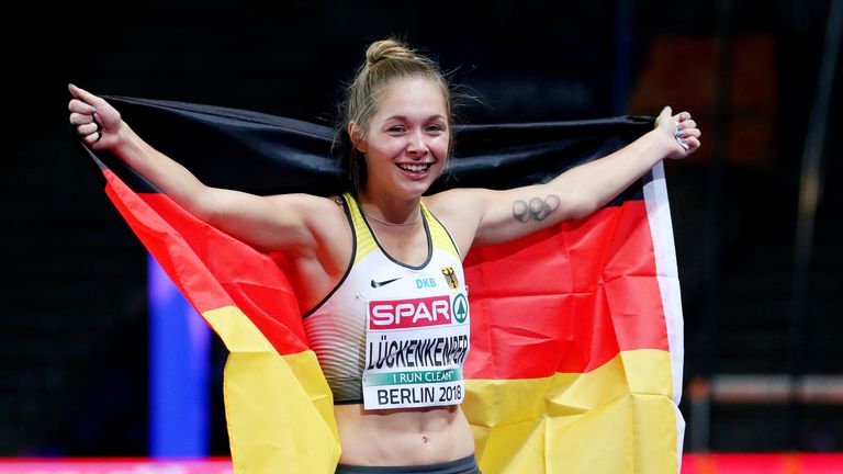 Sprinterin Gina Lückenkemper sorgt für eine historische Medaille über 100 Meter.