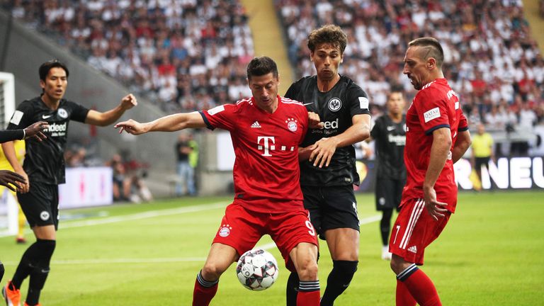 Robert Lewandowski trifft zum 1:0.