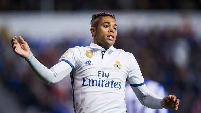 Mariano Diaz trägt bei Real Madrid zukünftig die Nummer 7. 