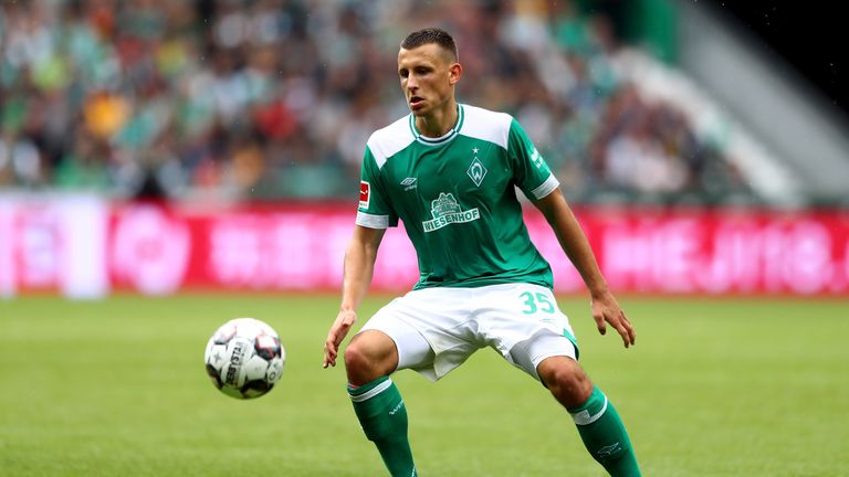 Auch er könnte im zentralen Mittelfeld auflaufen: Maximilian Eggestein. Trotz einiger Angebote bleibt der 21-Jährige bei Werder Bremen und will dort mehr Verantwortung übernehmen. Solch ein Wille würde dem DFB-Team ebenfalls gut tun.