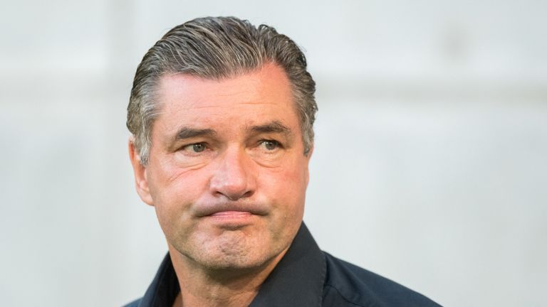 Michael Zorc ruft mit dem BVB den Neustart aus.