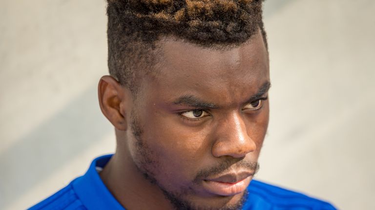 Offensiv-Juwel Afimico Pululu wird von Trainer Marcel Koller wegen Unpünktlichkeit bestraft.