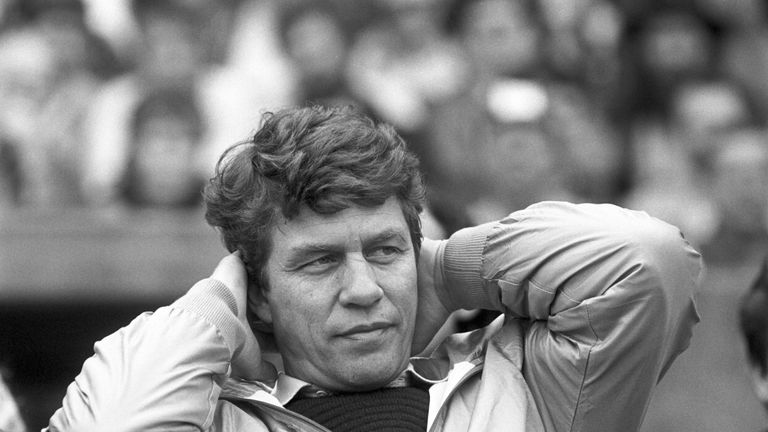 'Modern spielt, wer gewinnt.'
