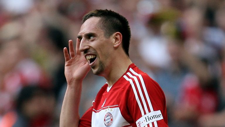 during the Bundesliga match between FC Bayern Munich and VfB Stuttgart at the Allianz Arena on April 27, 2008 in Munich, Germany.