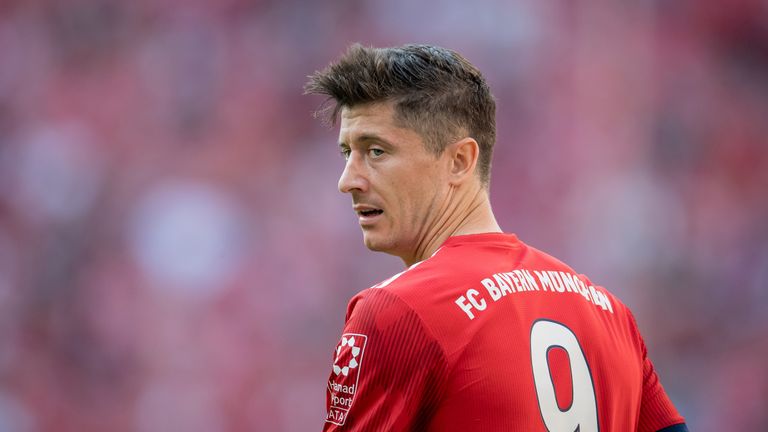 Robert Lewandowski erklärt die Gründe für seine Abschiedsgedanken vom FC Bayern. 