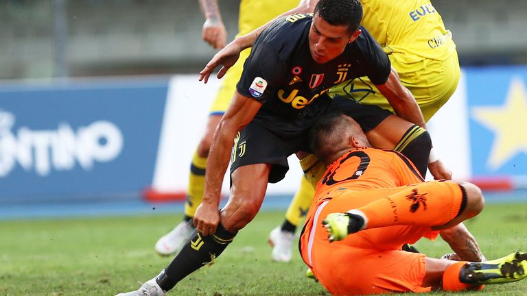 Cristiano Ronaldo hinterlässt bei seinem Serie-A-Debüt einen bleibenden Eindruck.