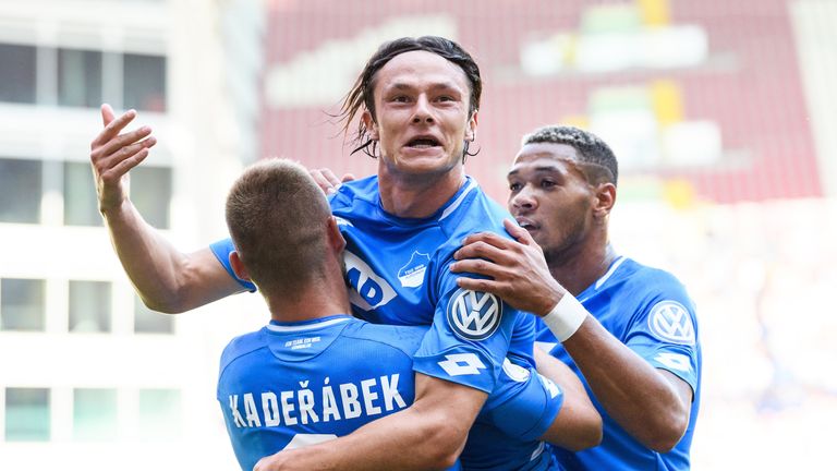 DFB-Pokal: Nico Schulz trifft zum 2:0 für 1899 Hoffenheim auf dem Betze. 