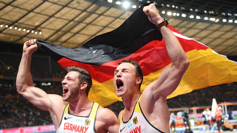 Großer Jubel: Thomas Röhler (.r) schnappt sich den EM-Titel im Speerwurf.