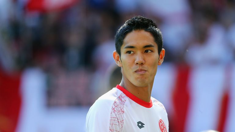 Yoshinori Muto verlässt den 1. FSV Mainz 05 nach drei Jahren und geht in die Premier League. 