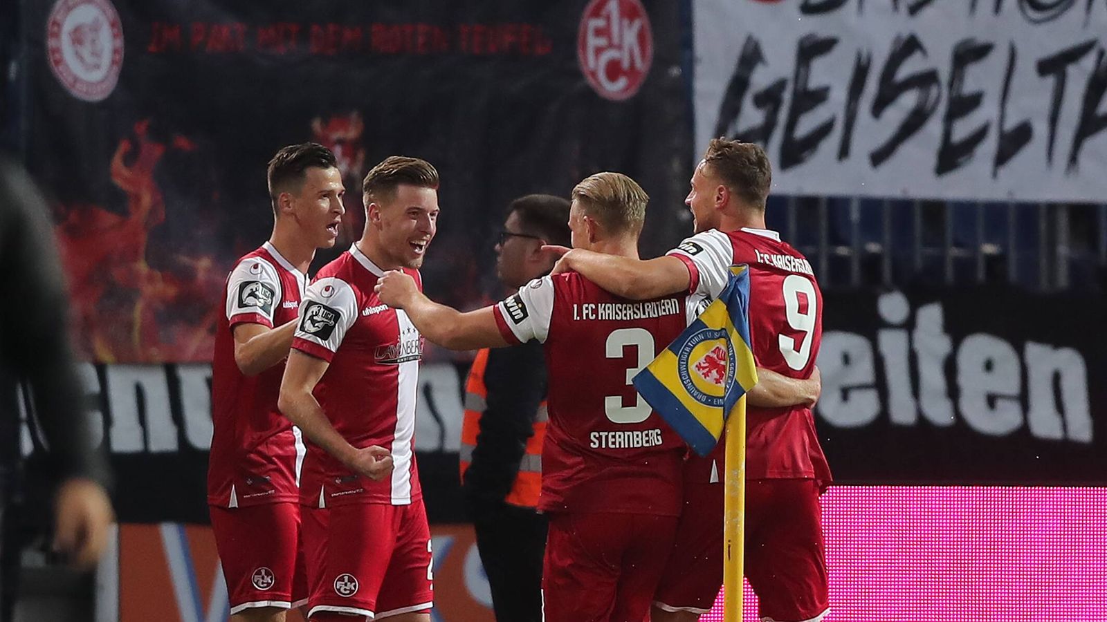 3. Liga Kaiserslautern gelingt Befreiungsschlag in