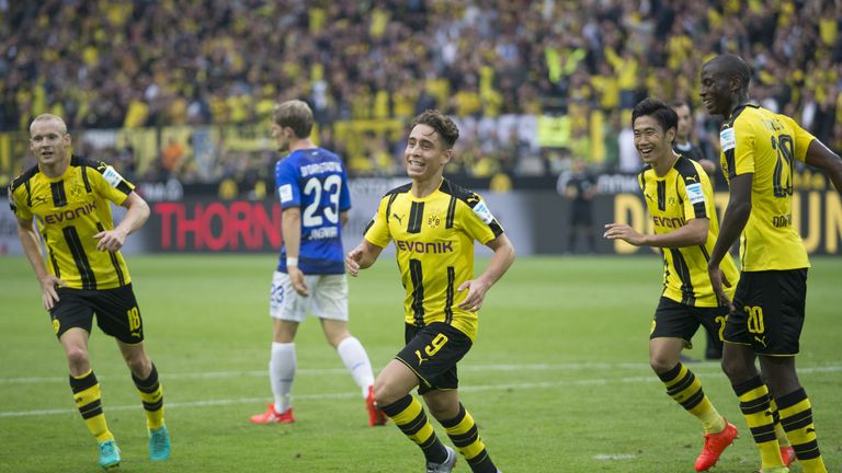 Emre Mor: Der Türke erzielte einen Treffer bei seinem Bundesliga-Debüt für Borussia Dortmund. Beim 6:0-Schützenfest gegen Darmstadt 98 im September 2016 kam Mor für Ousmane Dembele auf den Platz (64.) und knipste zum Endstand (88.). 