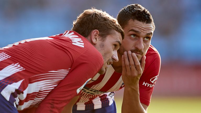 Keinen guten Tag erwischte dagegen Vizemeister Atletico Madrid. Der Gruppengegner des BVB in der Champions League unterlag bei Celta Vigo mit 0:2. Von Superstar Antoine Griezmann (l.) war dabei nicht viel zu sehen.