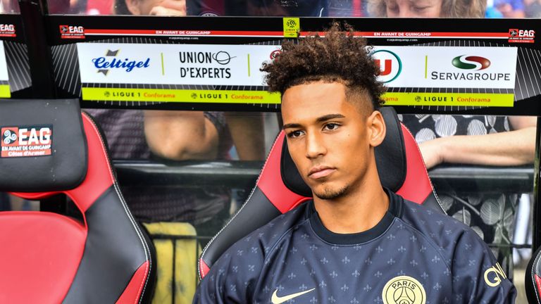 Thilo Kehrer: Erwischte keinen guten Start bei PSG. Beim Pflichtpsiel-Debüt direkt in der Startelf, nach gelber Karte und verschuldetem Elfmeter zur Halbzeit aber direkt wieder draußen. Eine Woche später dann für ca. 25 Minuten eingewechselt.