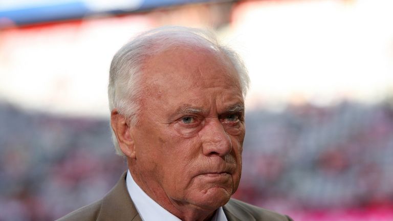 2010: 'Im Kölner Stadion ist immer so eine super Stimmung, da stört eigentlich nur die Mannschaft.' - Udo Lattek (ehemaliger Fußballtrainer, +2015)