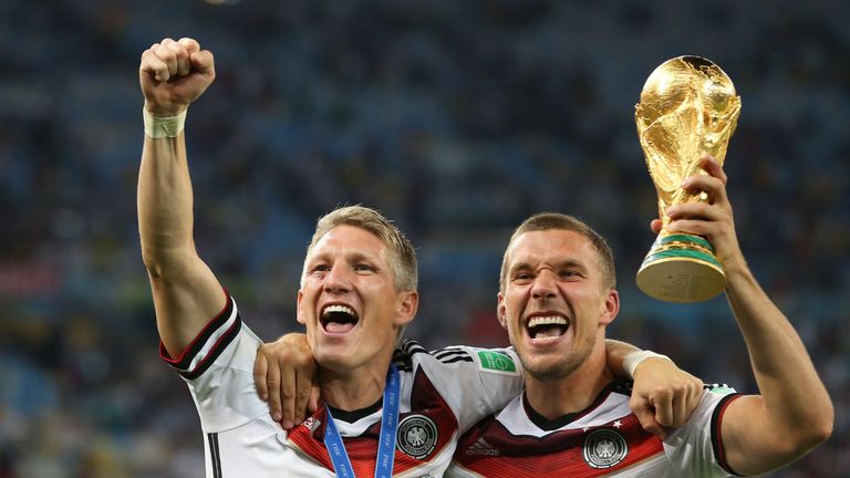 Weltmeister mit der Nummer 10: Lukas Podolski. Poldi trug die Nummer bei den Turnieren 2010 bis 2016.