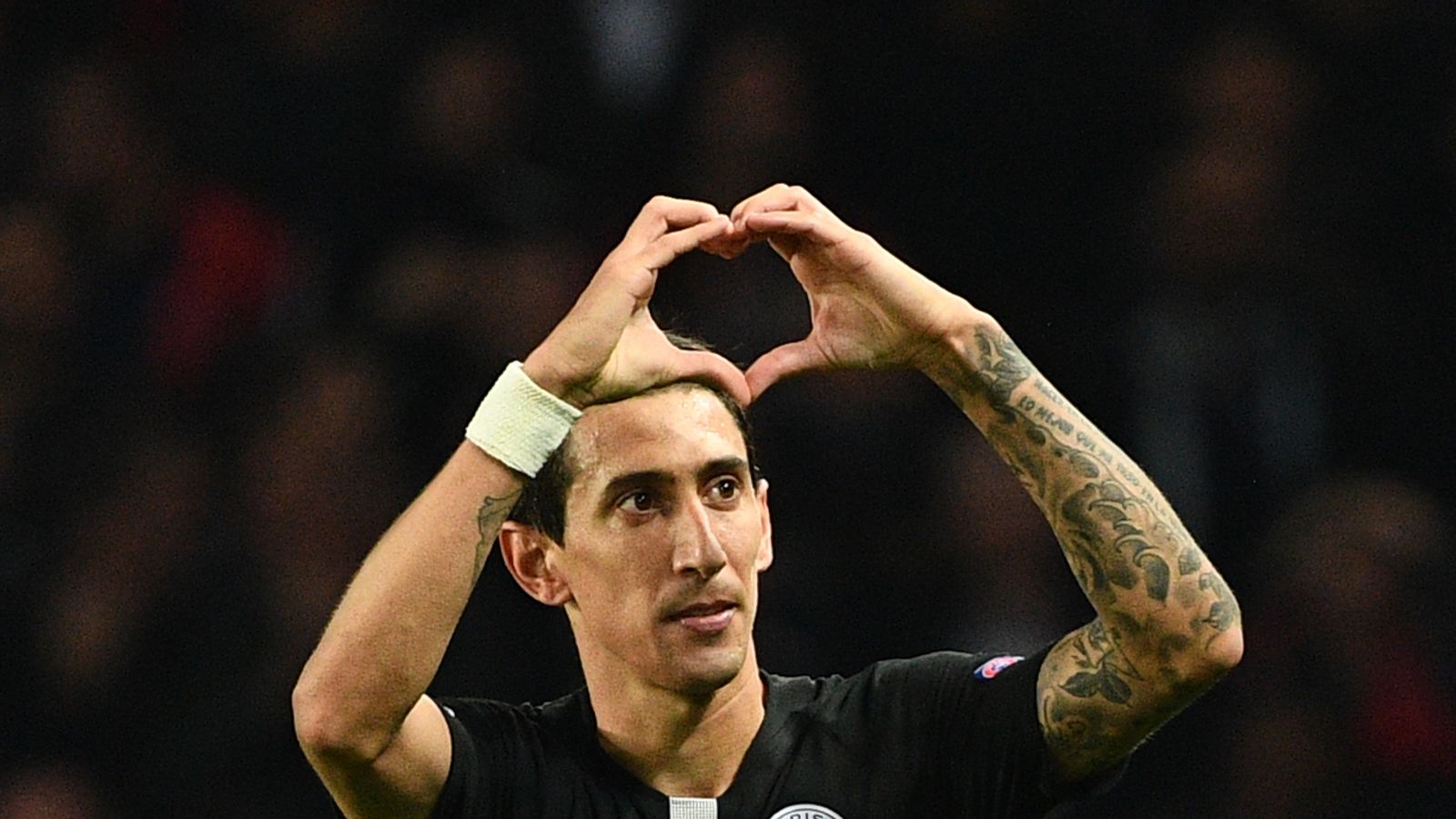 Paris Saint Germain verlängert mit Di Maria bis 2021 Fußball News
