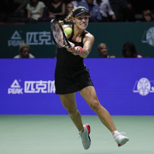 Kerber schlägt Osaka und wahrt Halbfinalchance