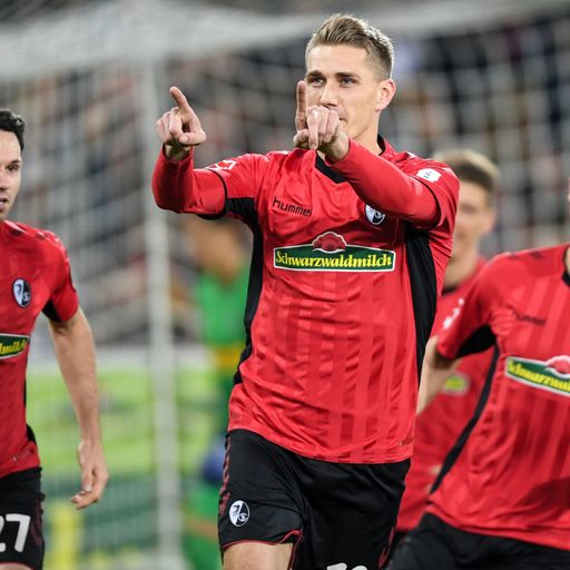 SC Freiburg stellt Borussia Mönchengladbach ein Bein