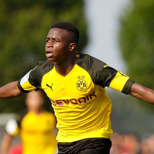 Gala von BVB-Talent Moukoko