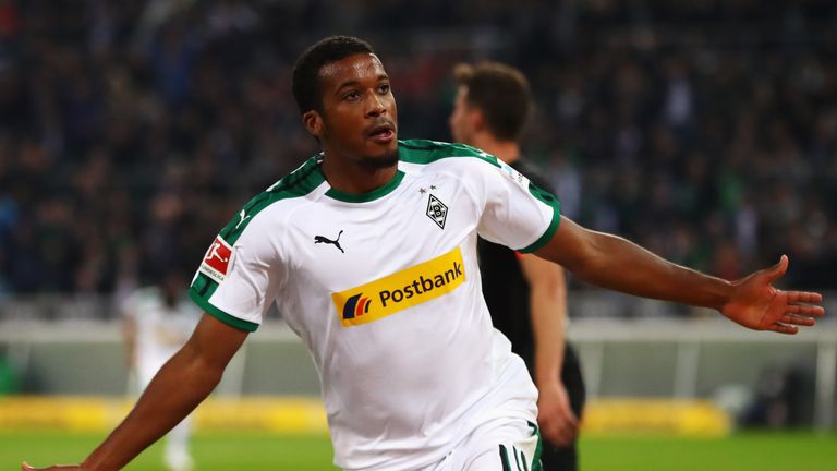 Gladbach-Neuzugang Alassane Plea hat voll eingeschlagen.