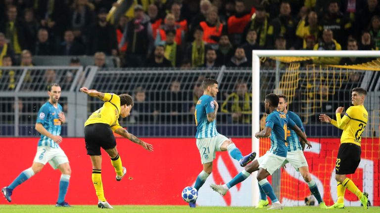 Axel Witsel erzielt mit diesem Flachschuss das 1:0 für Borussia Dortmund gegen Atletico Madrid.