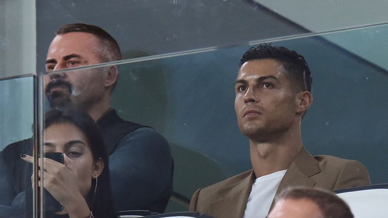 Cristiano Ronaldo saß beim Spiel zwischen Juventus und Bern auf der Tribüne. 