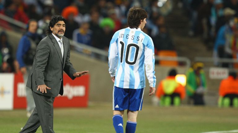 Bei der WM 2010 spielte Lionel Messi unter Diego Maradona.