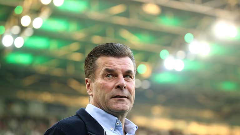 Gladbach-Trainer Dieter Hecking ist am Sonntag zu Gast bei "Wontorra - der o2 Fußball-Talk".