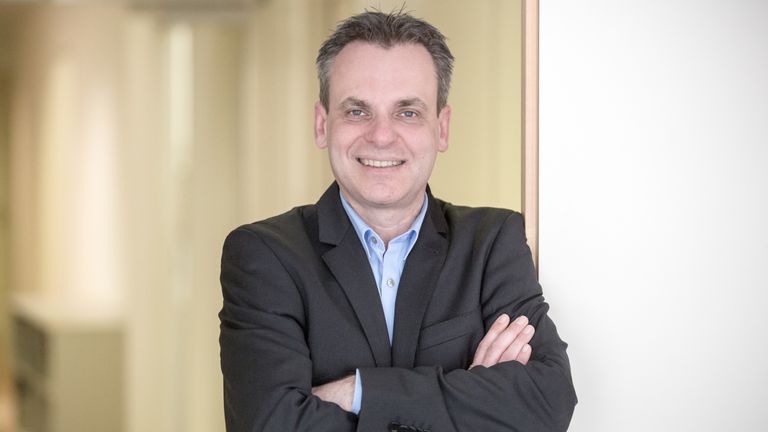 Frank Überall, Bundesvorsitzender des Deutschen Journalisten-Verbandes, lässt sich von der Medienschelte der Bayern-Bosse nicht einschüchtern.