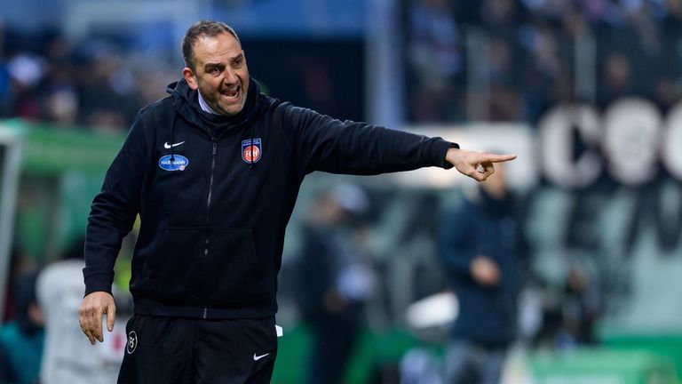 Frank Schmidt ist seit 2007 Cheftrainer des 1. FC Heidenheim.