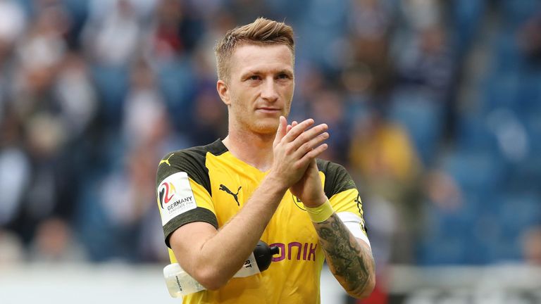 Mittelfeld: Marco Reus (Borussia Dortmund). Das Mittelfeld ist überwiegend in schwarz-gelber Hand. Der Tabellenführer feuert aktuell ein Offensivfeuerwerk nach dem anderen ab, Reus hat mit sechs Scorerpunkten auch einen Anteil daran. 