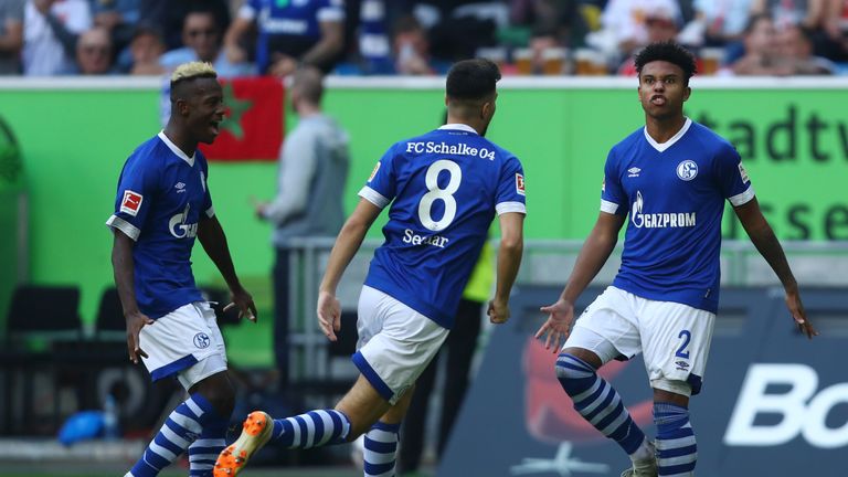 Mittelfeld - Weston McKennie (FC Schalke 04): Erst das Siegtor in der Champions League gegen Moskau, dann das erste Bundesliga-Tor gegen Düsseldorf - das königsblaue Mentalitätsmonster kommt aus dem Jubeln nicht mehr heraus.
