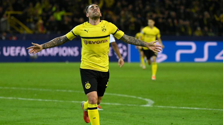Sturm: Paco Alcacer (Borussia Dortmund). Der Spanier ist beim BVB in jedem Spiel ein Torgarant. In vier Ligaeinsätzen saß jeder Schuss aufs Tor. Sieben Torschüsse bedeuten bei ihm sieben Treffer! Eine wirklich beeindruckende Quote.