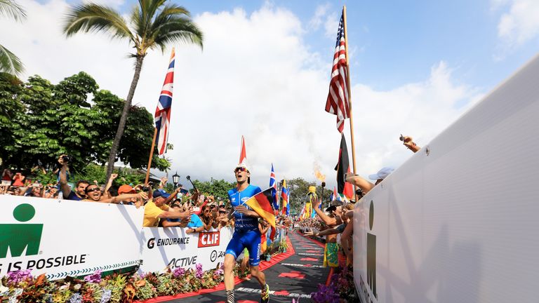 Patrick Lange geht beim Ironman auf Hawaii als Titelverteidiger ins Rennen.