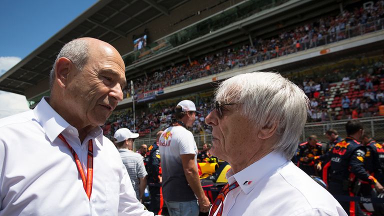 Peter Sauber - hier mit Ex-Formel-1-Boss Bernie Ecclestone - feiert am Samstag seinen 75. Geburtstag.