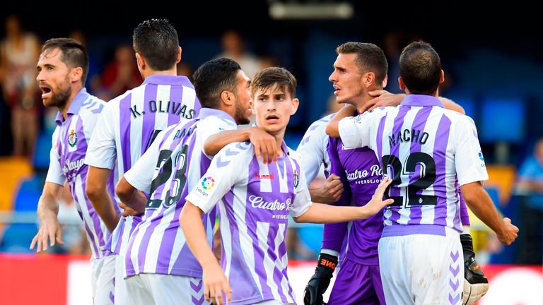 Platz 8: Real Valladolid - Die einzigen Spanier im Ranking brauchen kein Offensivspektakel. Die solide Defensive und ein stark aufspielender Jordi Masip im Tor ermöglichten dem Aufsteiger zuletzt vier Siege und ein Remis. Torverhältnis: 8:4.  