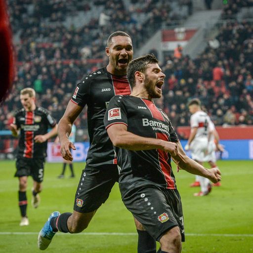 Volland schießt Bayer mit Doppelpack zum Sieg gegen Stuttgart