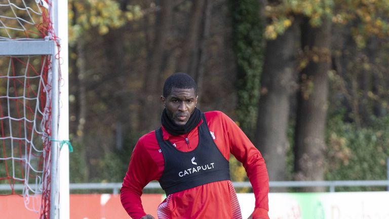 Anthony Modeste trainiert zum ersten Mal nach seiner offiziellen Rückkehr wieder mit den Profis des 1. FC Köln.