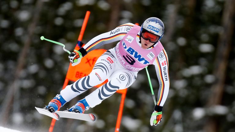 Lange hält der deutsche Skirennfahrer in Colorado Kurs auf Bestzeit, bis er stürzt.