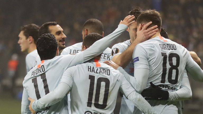 Der FC Chelsea feiert den Sieg gegen Borissow und damit auch den Einzug in die K.o.-Runde der Europa League.