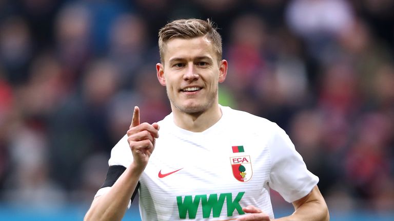 Alfred Finnbogason bejubelt gegen den 1. FC Nürnberg sein sechstes Saisontor.
