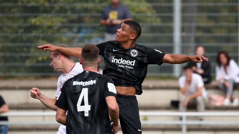 Patrice Kabuya (Eintracht Frankfurt): Anfang August unterschrieb der Flügelspieler seinen Profivertrag. Spielt aber hauptsächlich mit seinem Zwillingsbruder Justin in der U19 der SGE.