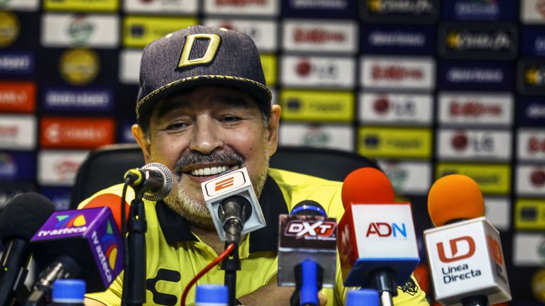 Dorados-Coach Diego Maradona gibt nach dem Finaleinzug um den Aufstieg ein verrücktes Interview. 