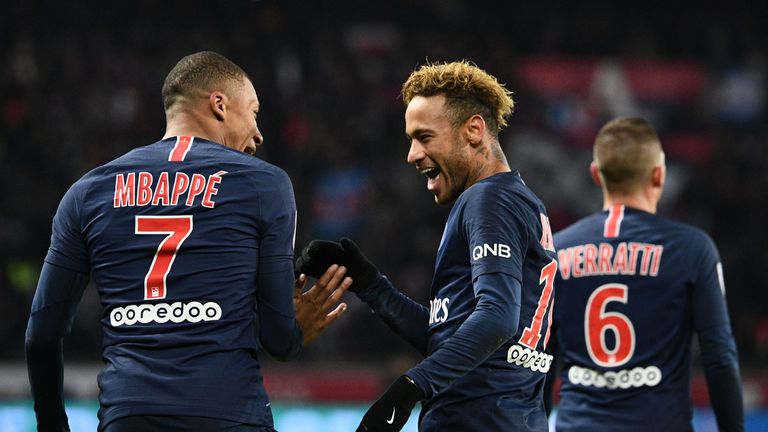 Mbappe und Neymar schießen PSG zum Sieg in Lille. 