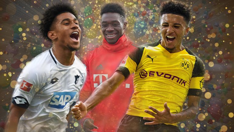 Alphonso Davies (M.) möchte 2019 in der Bundesliga genauso für Furore sorgen wie seine Altersgenossen Reiss Nelson (l.) und Jadon Sancho (r.).