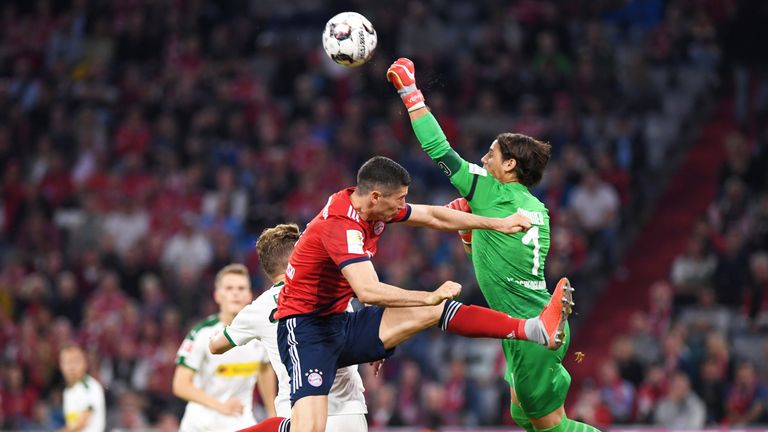 26. Yann Sommer (Borussia Mönchengladbach, 11 Liga-Einsätze) - Gegentore: 13, Gegentore pro Spiel: 1,18, Zu-Null-Spiele: 4