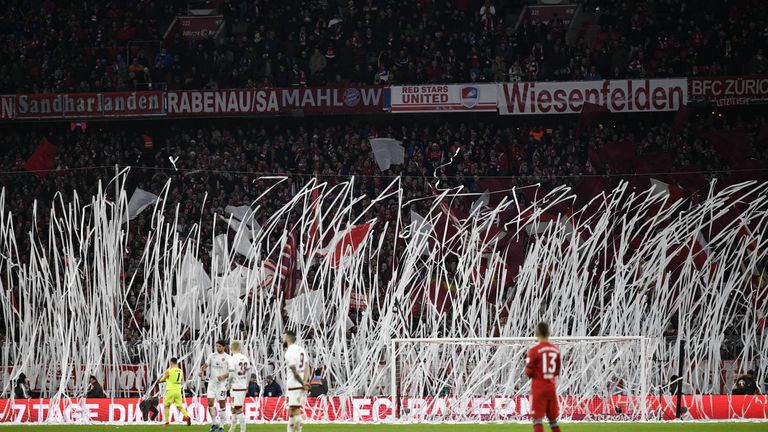 Bayern gegen Nürnberg: Am Ende gab es noch viele Papierschlangen.