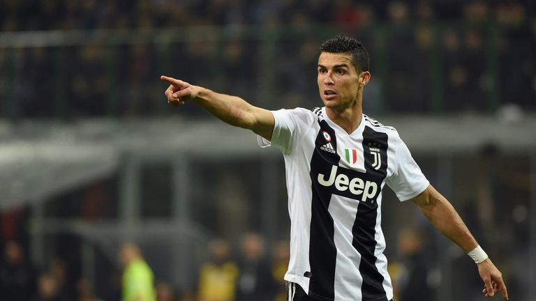 Vor seinem Wechsel zu Juventus Turin war sich Cristiano Ronaldo wohl mit dem AC Mailand einig.